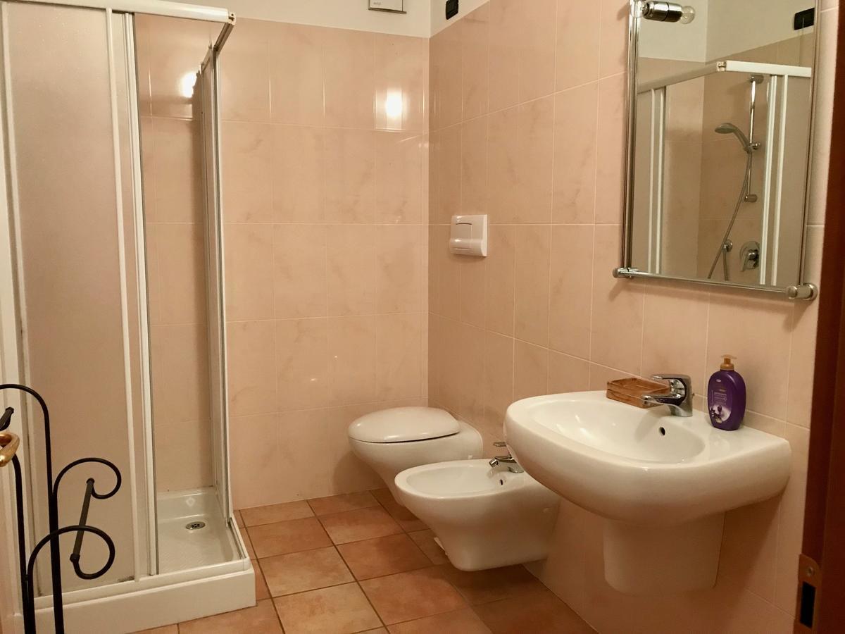 Agriturismo Corte Salandini Hotell Ponti sul Mincio Eksteriør bilde