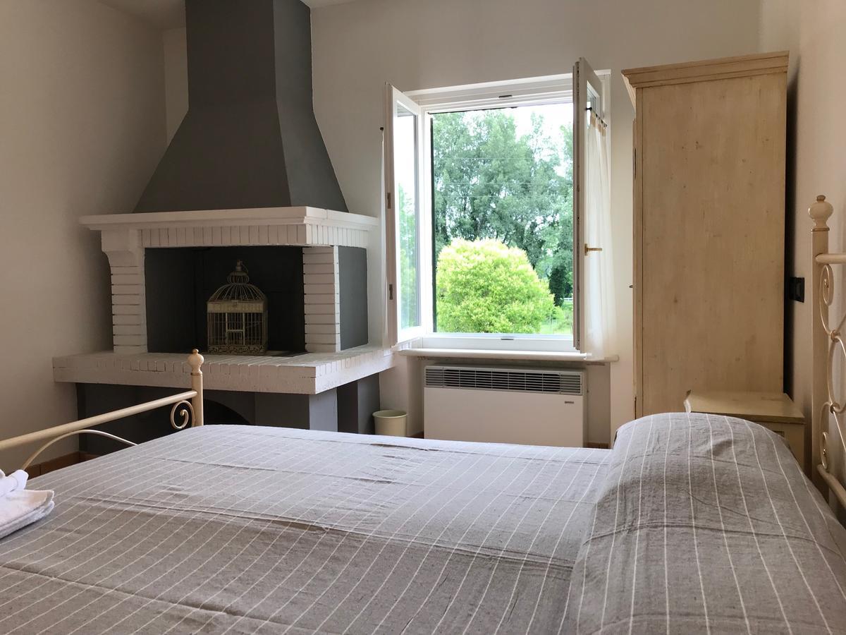 Agriturismo Corte Salandini Hotell Ponti sul Mincio Eksteriør bilde