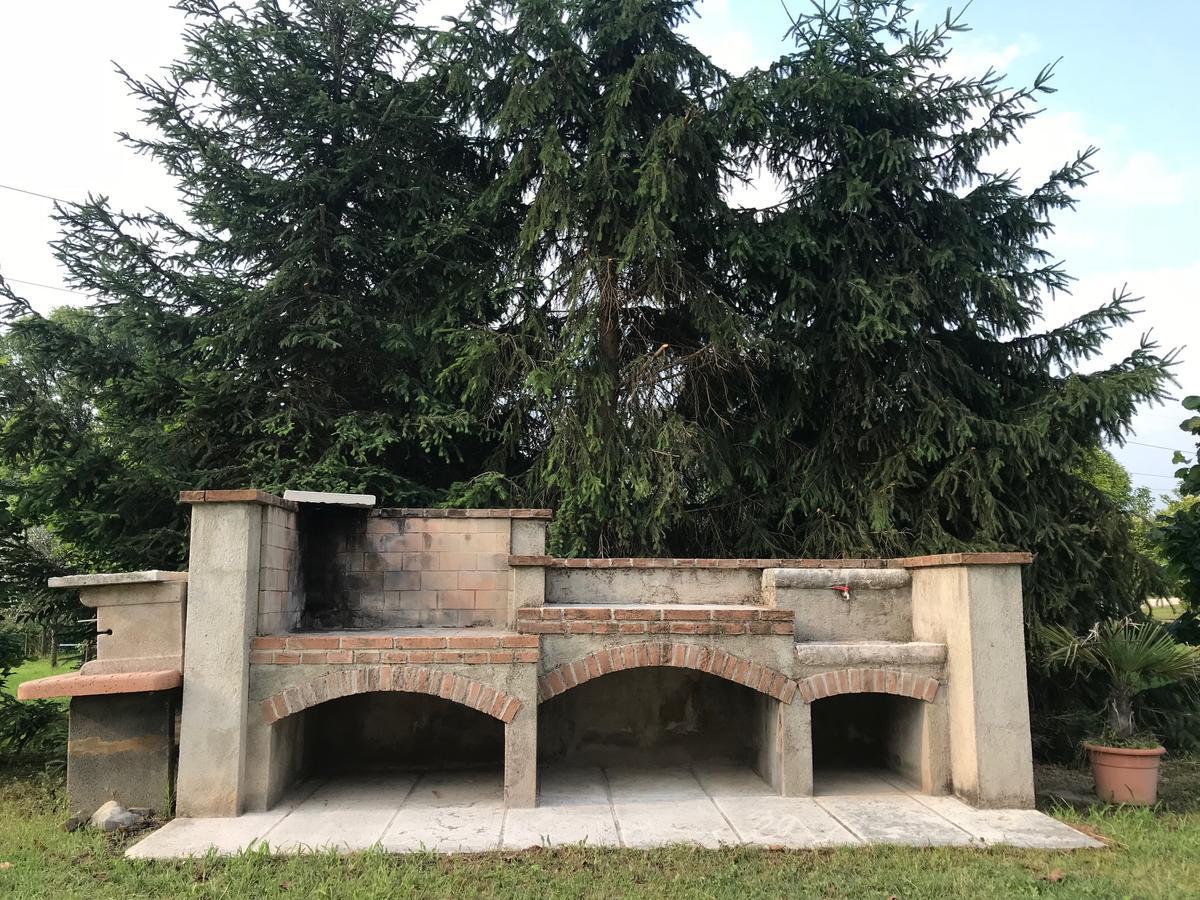 Agriturismo Corte Salandini Hotell Ponti sul Mincio Eksteriør bilde