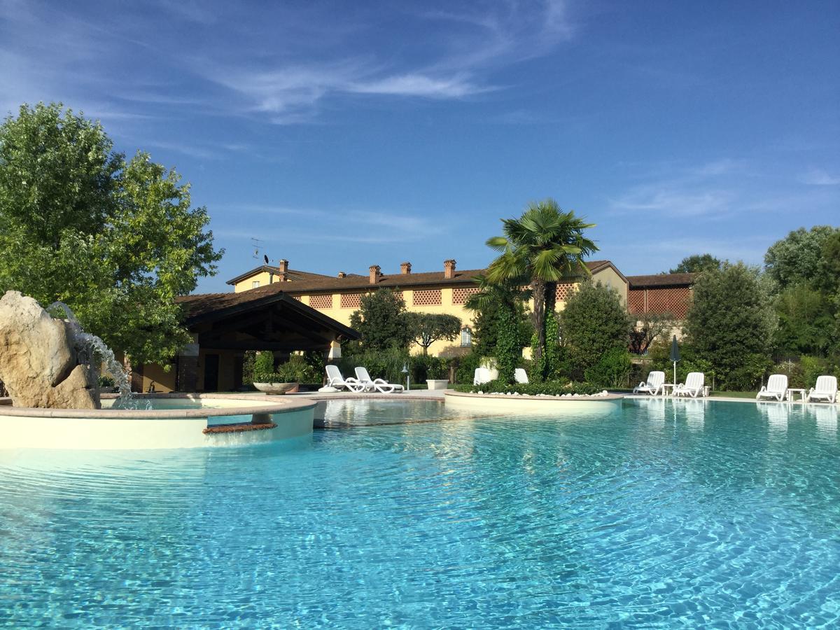 Agriturismo Corte Salandini Hotell Ponti sul Mincio Eksteriør bilde