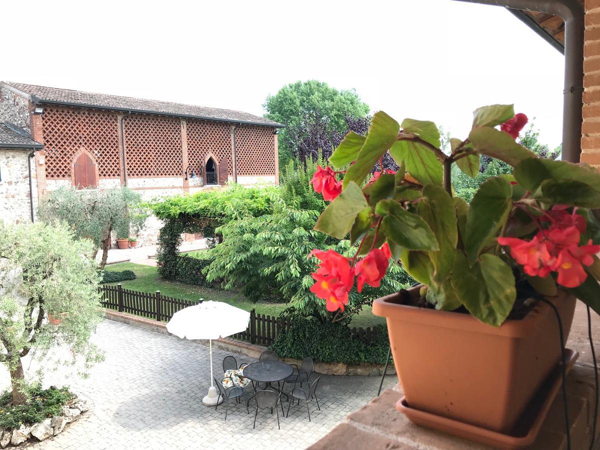 Agriturismo Corte Salandini Hotell Ponti sul Mincio Eksteriør bilde
